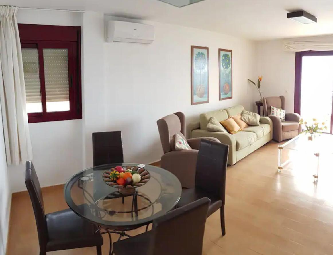 Lejlighed Mode's Beachfront Fuengirola